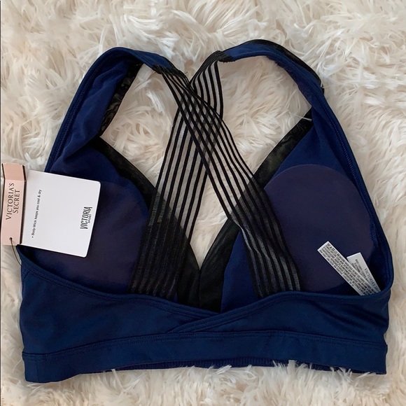 Victoria’s Secret Long Line Plunge Sport Bra - Picture 4 of 4